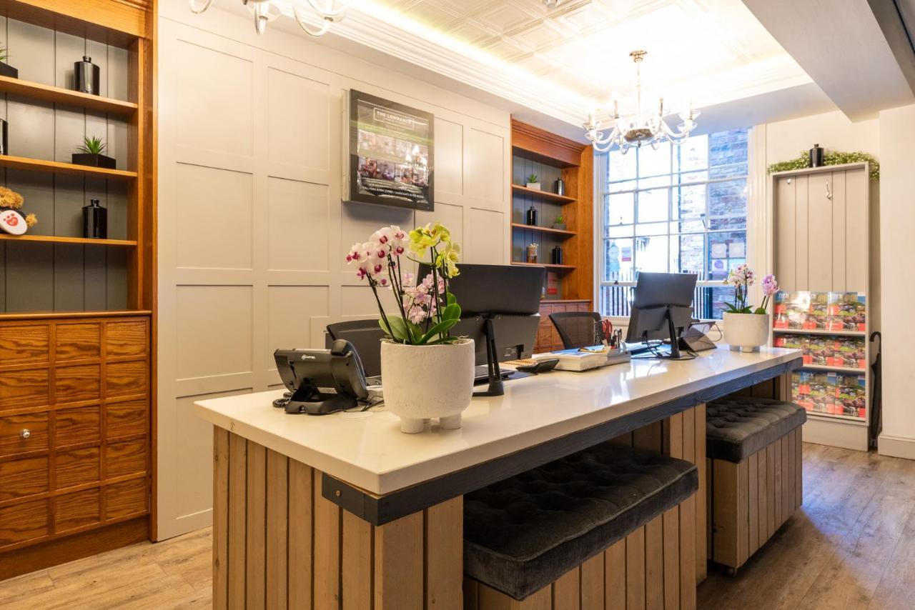 The Lawrance Luxury Aparthotel - York Bagian luar foto