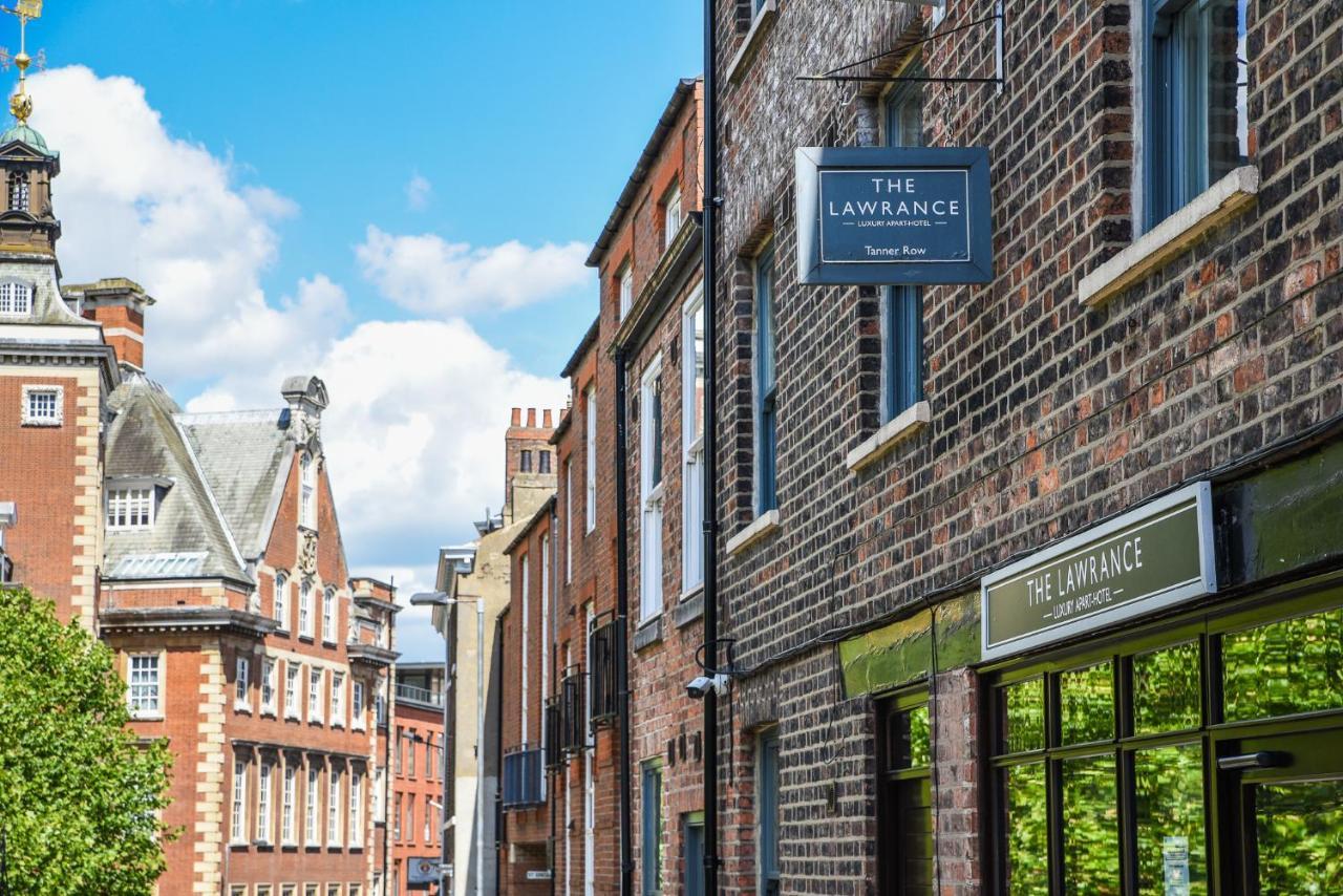 The Lawrance Luxury Aparthotel - York Bagian luar foto