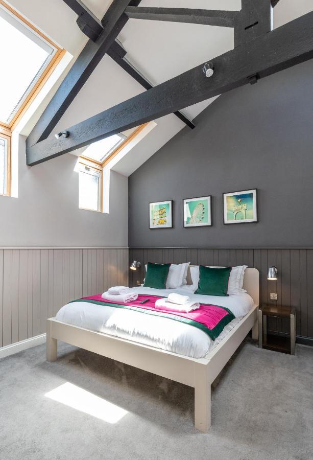 The Lawrance Luxury Aparthotel - York Bagian luar foto