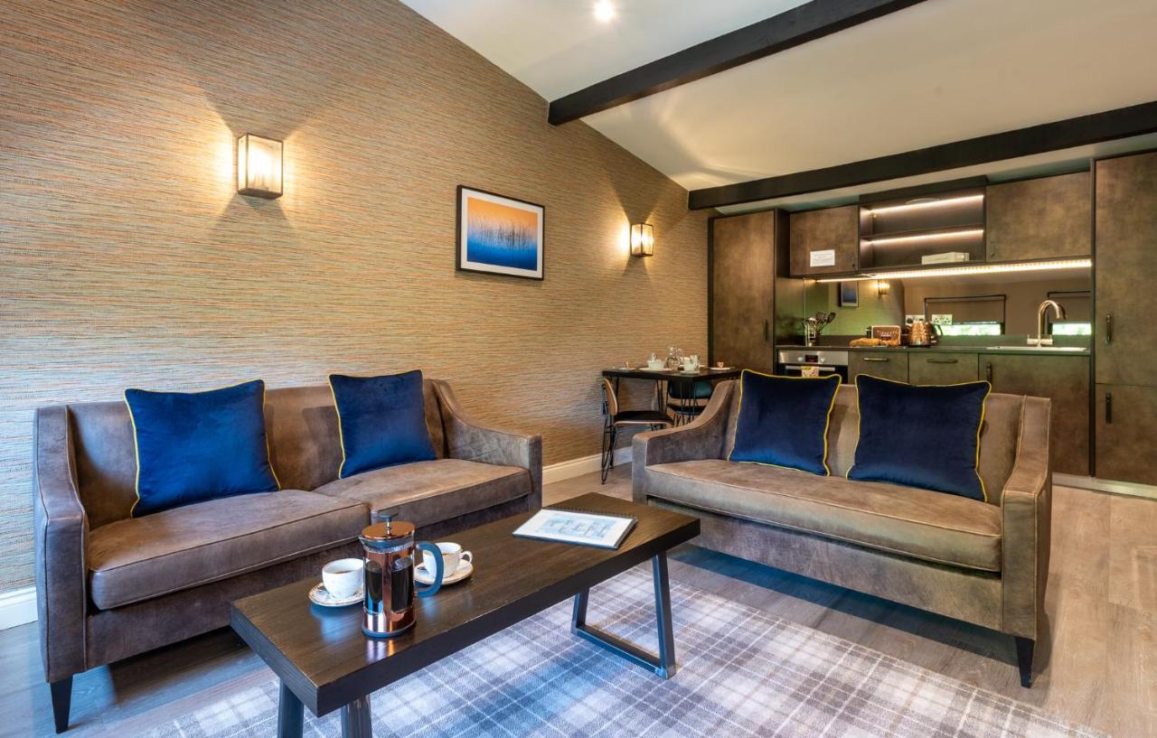 The Lawrance Luxury Aparthotel - York Bagian luar foto