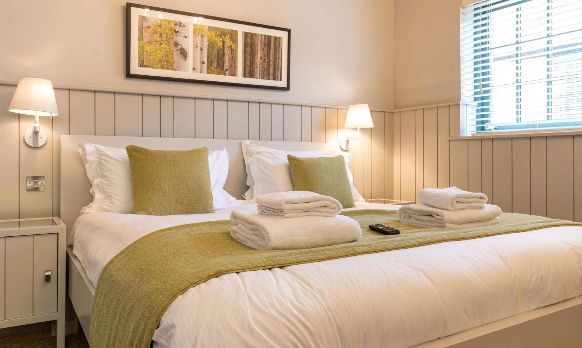 The Lawrance Luxury Aparthotel - York Bagian luar foto
