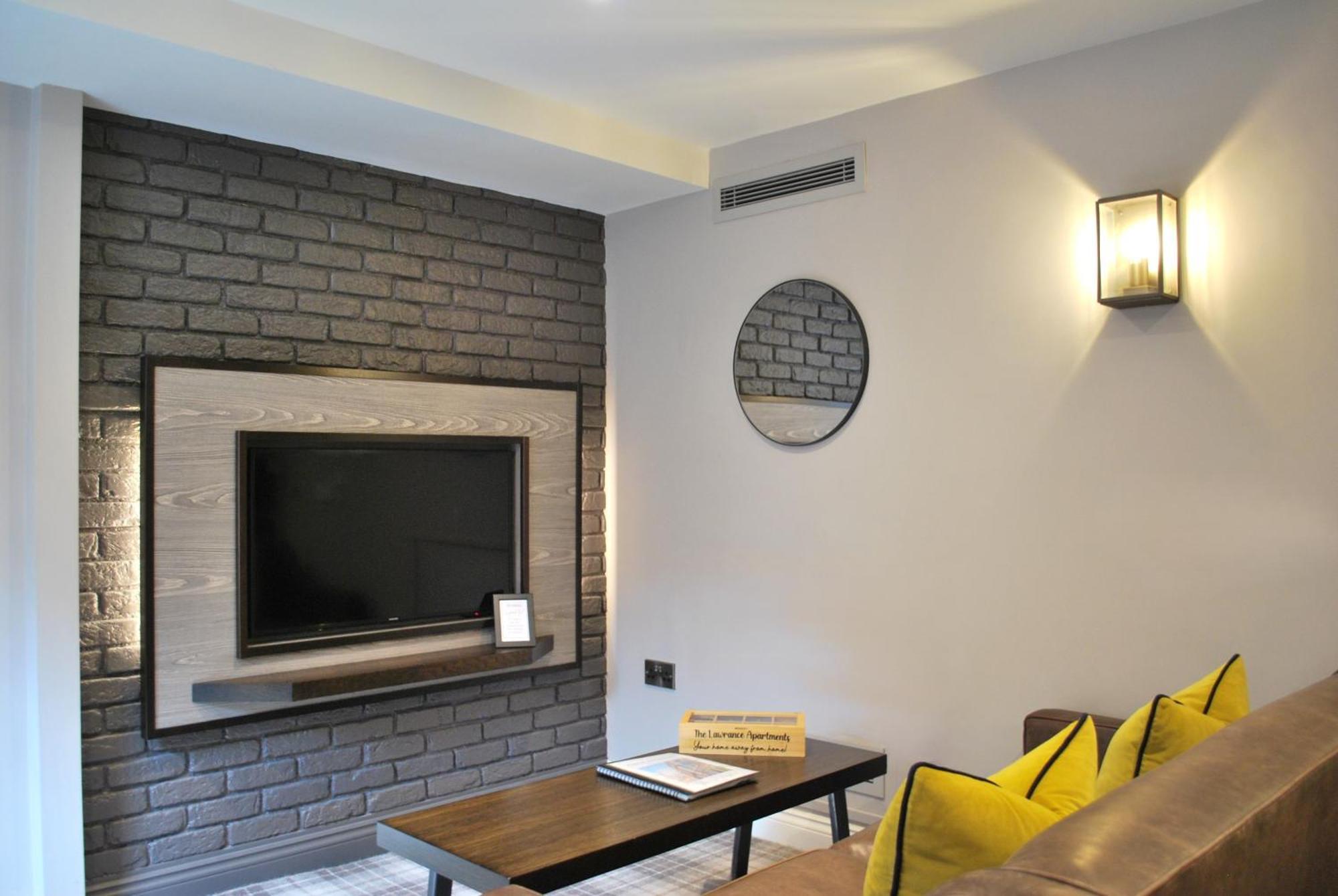 The Lawrance Luxury Aparthotel - York Bagian luar foto