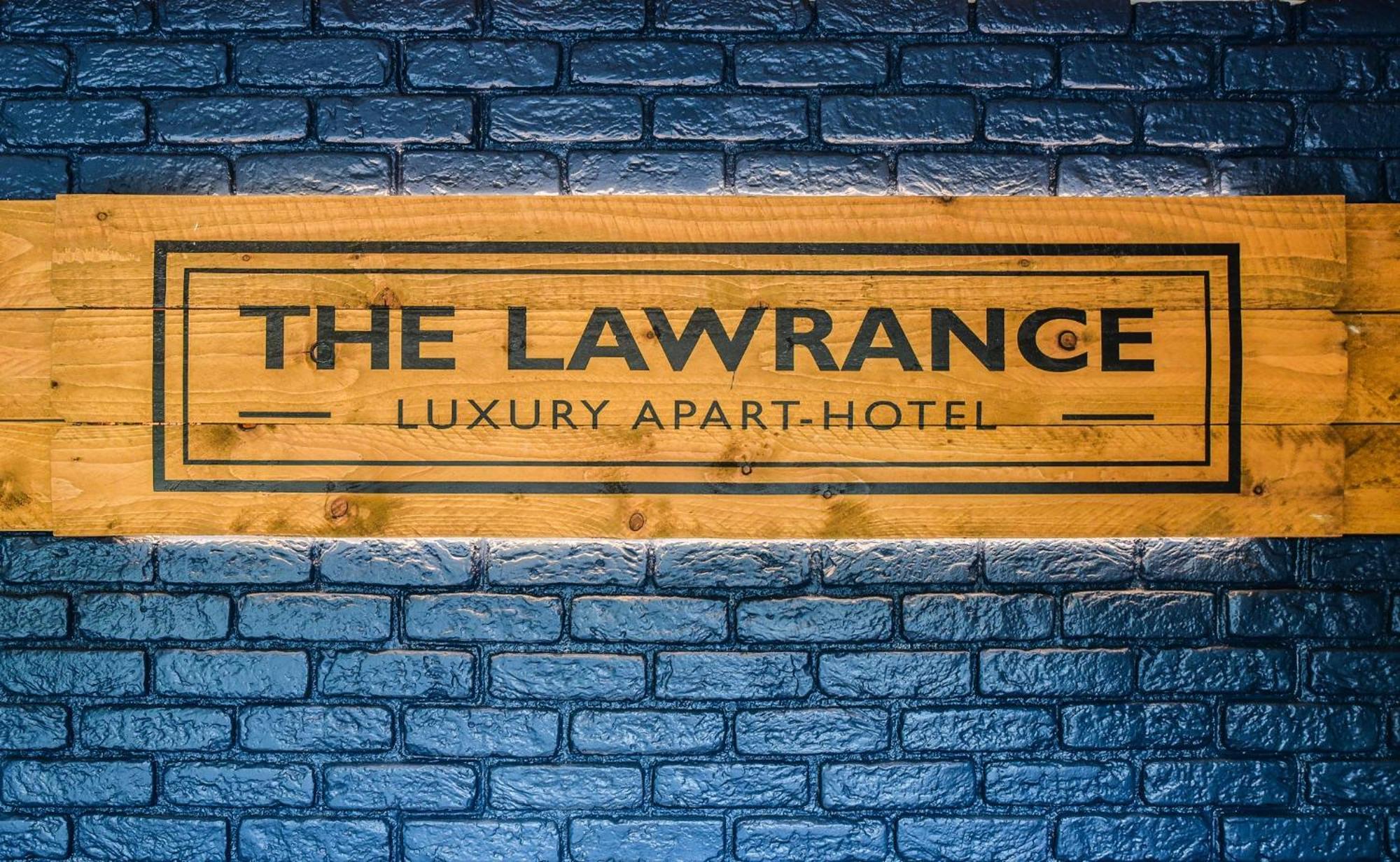 The Lawrance Luxury Aparthotel - York Bagian luar foto