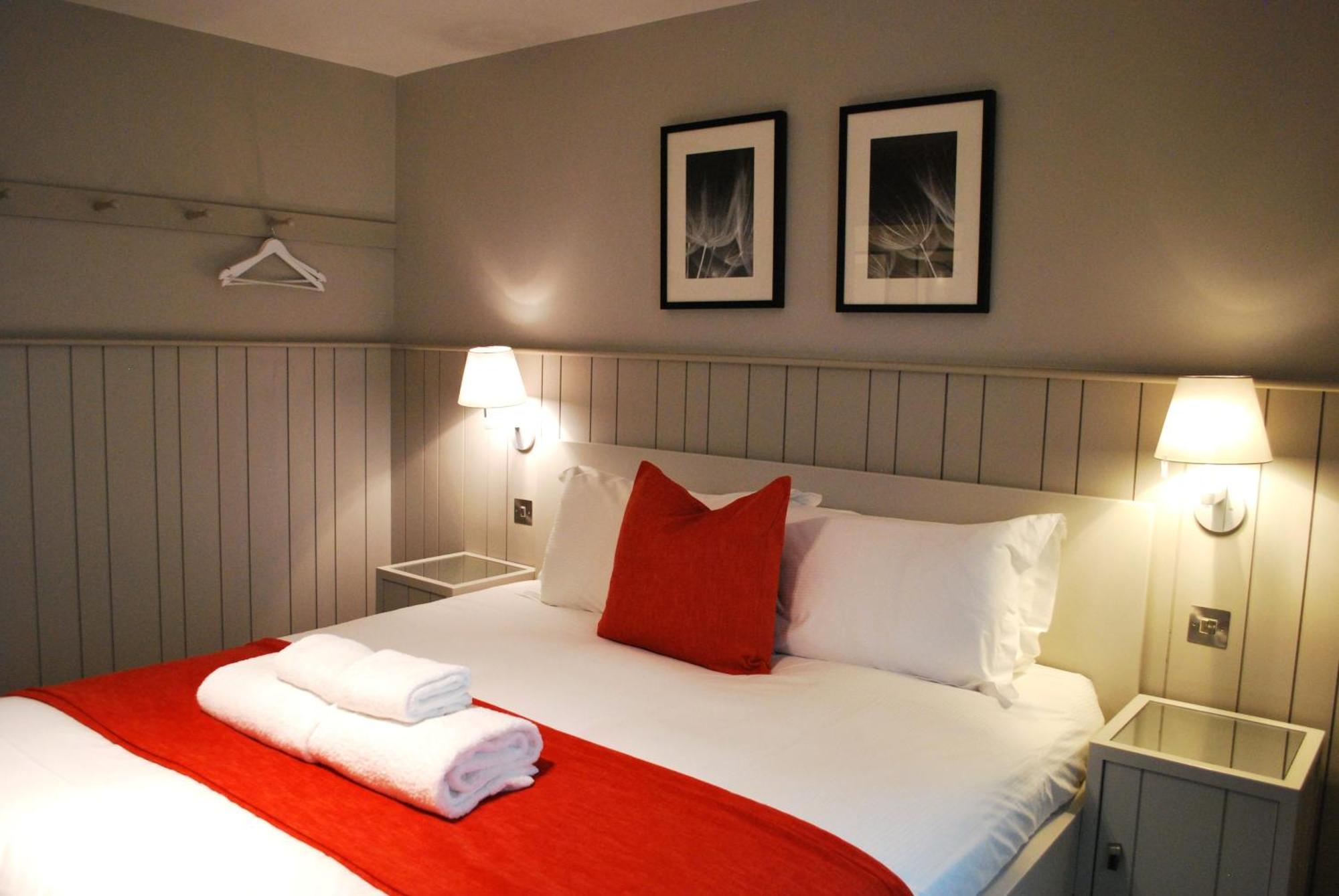 The Lawrance Luxury Aparthotel - York Bagian luar foto